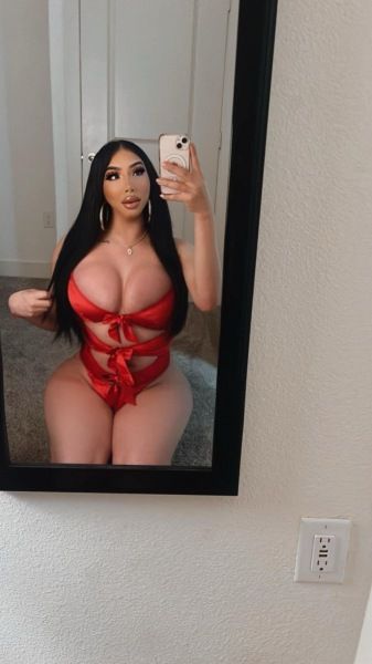 Hola 🙂,I'm visiting For a short time I'm a International and local Model Companion & Host I ONLY Cater to Upscale, well Mannered, and Reapectful Gentlemen who have an affinity for the FINEST things in life. Who demand nothing ,but only the Best in Exclusive, Discreet, ********** of a True Unforgetta