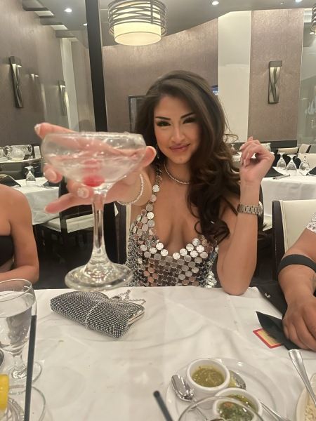 https://onlyfans.com/itsaaliyahjae  
Hello gentleman I’m a young ts girl looking for a kind and giving friend ! I’m fun ,outgoing and adventurous ! I would love to meet up and have some drinks contact me please don’t email me on here I DONT SEE MESSAGES ON HERE . Please call or text me 2102386905