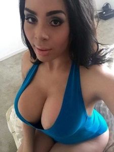 My name is Lindsay I am returning to Canada after living in the United States. I learned a lot about being an escort all over the United States and I want to help exploring kink with you. If you're looking for an Elite Escort I'm your girl. Cum with me the next time you want that ultimate experience.