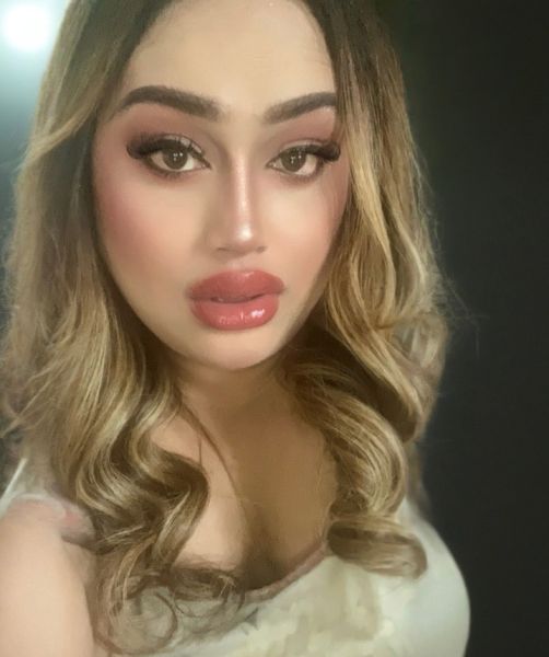TOP Shecock For You

-Plus-Size Shemale/ Trans
-versatile
-6 inch Shecock
- honey beige skin
- funny and a jovial person
- very respectful with high etiquette
- professional and empathetic to others
- price are negotiable
-session at my place, a comfee condo.

If all of the above is good enough for you, text me or give me a ring and let’s discuss for more inquiries. I can guarantee you, this will be an experience you wanna repeat all the time. Hope to connect with you soon. Xoxo 


