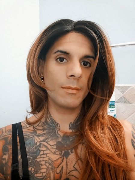 Your sexy, friendly play mate who you
Can count on for a good time.5,7 and 135LB. Nice smooth bubble ass and ready for playtime. Hit me up?