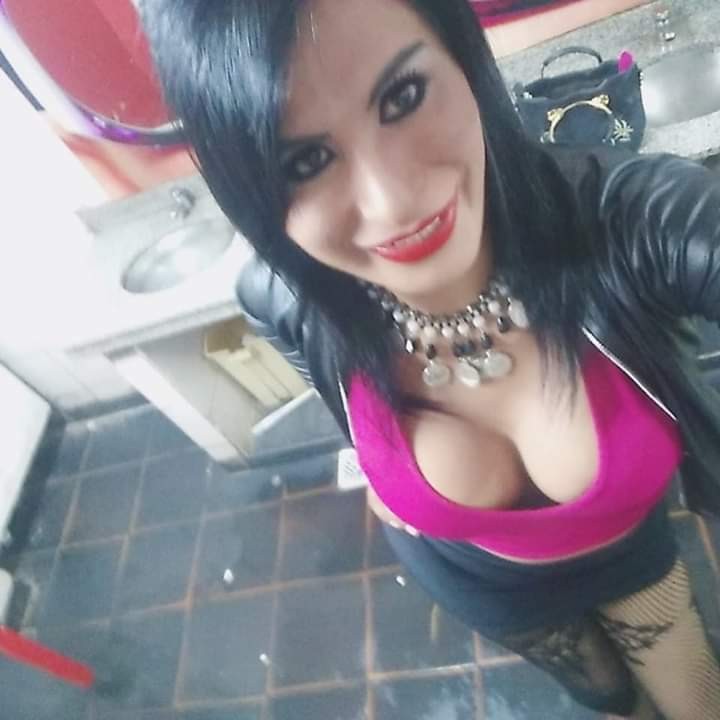 Valeria Ardiente