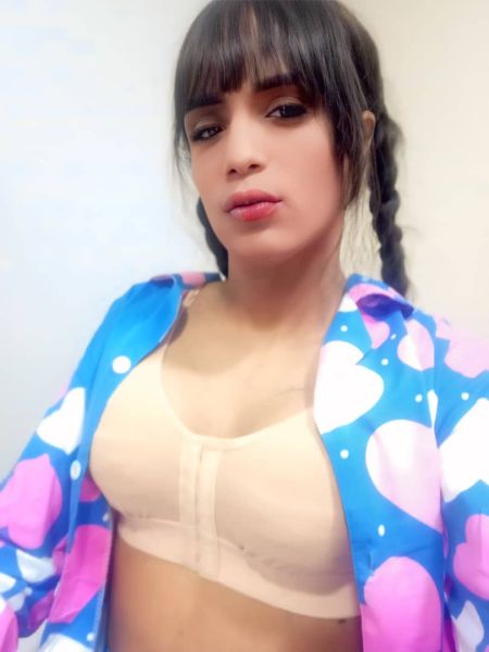  	Soy una linda shemale venezolana de 21 Años , estoy de visita en la ciudad presto mis servicios como chica escort Y acompañante , soy 100% profecional , discreta y complaciente. Mis fotos son absolutamente reales, recientes y actualizadas. ......

Soy un chica muy femenina , higiénica , muy caliente y excelente compañera , en mi encontrarás besos, Caricias, sexo oral, penetracion, Soy extremadamente morbosa, atractiva y un cuerpo trabajado, soy muy mente abierta , sin rollo y descomplicada , cumplo todas tus fantasías fetiches y experiencias que desees realizar. Disfruto en plenitud del sexo, puede ser duro y dominante , tambien sumisa y complaciente , me encanta mucho el cambio de roll si es de tu placer , date el gusto de ver mi ropa interior sensual que deja poco a la imaginación, de diferentes colores y estilos para tu preferencia. Junto a mi pasarás un rato diferente, fuera de la rutina e inolvidable.
Me desplazo a tu hotel de preferencia o domicilio para mayor comodidad.
Te detallo todo cuidadosamente para evitar preguntas innecesarias sino cuadrar nuestros encuentros sin mucho rodeos y al punto, me encuentro disponible las 24 horas para complacer tus necesidades.
Entera disposición para atender hombres, mujeres, parejas y extranjeros, ya sea en fiestas reunión, negocios o en la intimidad