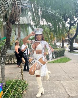 Shirley Dior