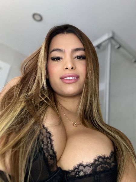 Hello love, I'm Melissa Garcia, a very pretty, feminine, educated and completely real doll so you can enjoy the best of your time.

I am willing to splurge and give all of myself and do everything with you just the way you are looking for it.

I am powerful, ultra feminine and spectacular, tall, skinny, good body and the moment you see me you will realize that what I write here is real.... 💕

I have the silhouette and sensuality of an exquisite woman.

I have incredible action, I am a very complete trans.

You will find everything in me, youth, beauty, sensuality and glamour... 💕

Write to me or call me, I will be there to please you.... 💕