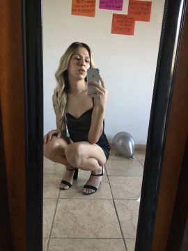 Abril Nena