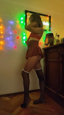 Abril Nena