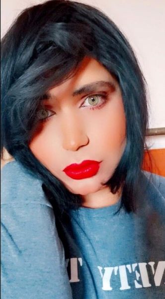 everyone,

I'm Yara Top from Dawra living alone .

I'm ladyboy no boobs and 17 cm thick dick, more dominant.

If you are interested I'm ready.. Just call me

You'll find your pleasure here with YARA

هاي يا حلوين. ، انا اسمي يارا من الدوره عمري 25 و لح فوت بال 26 .
انا توب وعالطلب مسترس ، ما عندي صدر وما باخد هرمون طول 17 مطهر ههه🙈. بعمل مساج كمان بعجبك .

اذا عبالك ما تحرم حالك هههه حكيني.

بدت تنبسط ما الك الا يارا ، شي كتير سهل وانا ما بنتاك