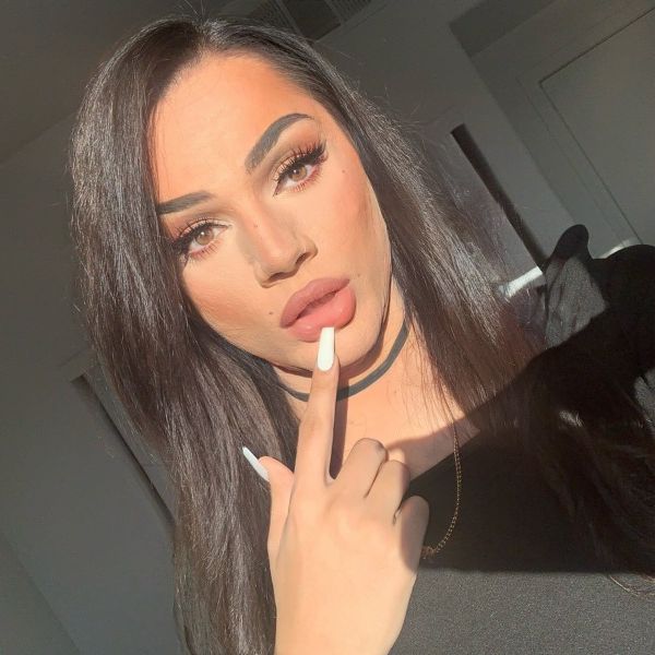 Hi babes, I’m a pre op Vegas local trans girl dm me to see if we’re a match