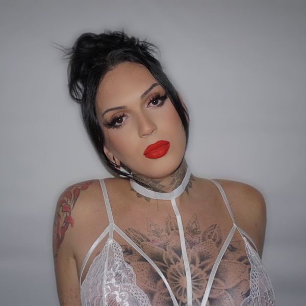 . Read before you contact me!
Upscale meets only
For a quick response, please provide me with a selfie. 
I will make your wildest fantasy will come true.
Succesful gentleman's who demand nothing but only the best and exclusive, discreet, and companionship Cabrona-Party 400 roses for a good and c...