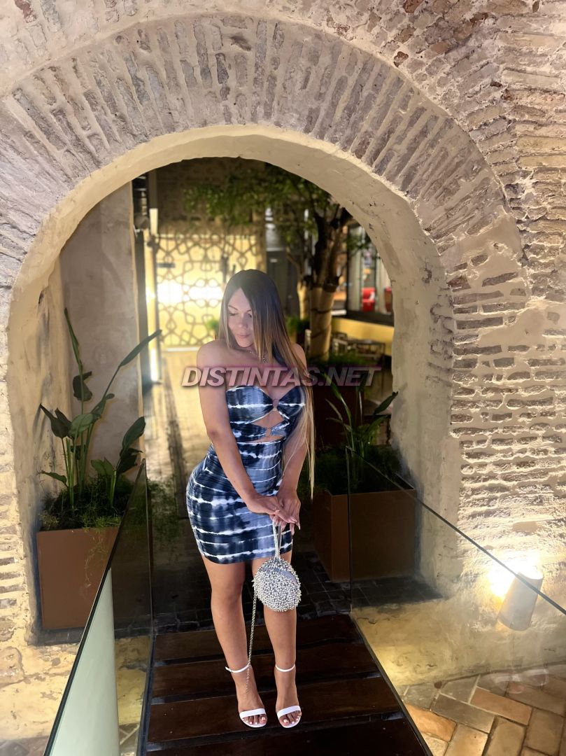 Dani Deluxxe